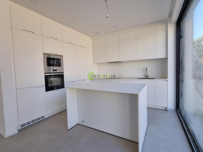 Foto d7d09daf-54d0-46a0-9024-76b2e8c6e03c. Maison jumelée dans rua areosa dans San Pedro da Ramallosa Nigrán