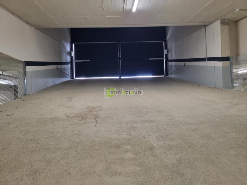 Foto f2cace86-dc03-41ba-8472-af26f4273b95. Rent car parking in rua enrique peinador 4 in Porriño (O)