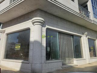 Local commercial à Tui