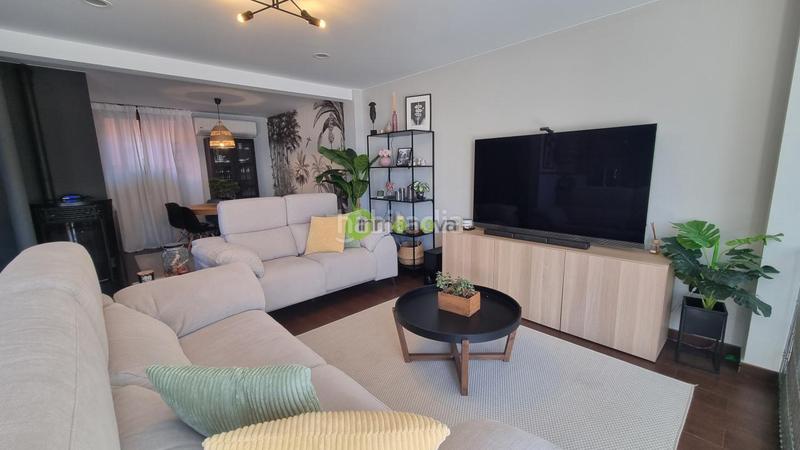 Foto a1cd4518-e46b-441e-9a32-c3f82f0d06cf. Chalet with heating parking in Panxón Nigrán