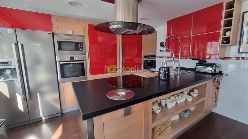 Foto fa89dcdc-6de7-4648-b6c9-d5d88b0d8969. Chalet with heating parking in Panxón Nigrán