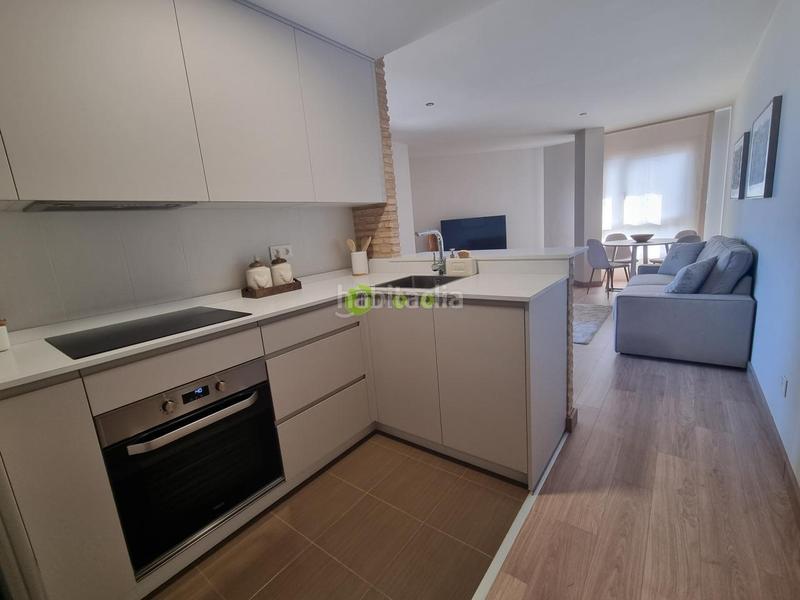 Foto ce50b863-f17e-4f77-8d1d-ef77becbf9c6. Flat in rua david cal 27-a in O Hío Cangas