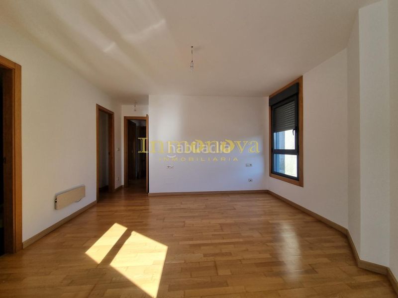 Foto e42ea818-e9f9-4242-a375-8d5160ddb6ce. Pis amb calefacció aparcament a Salvaterra de Miño