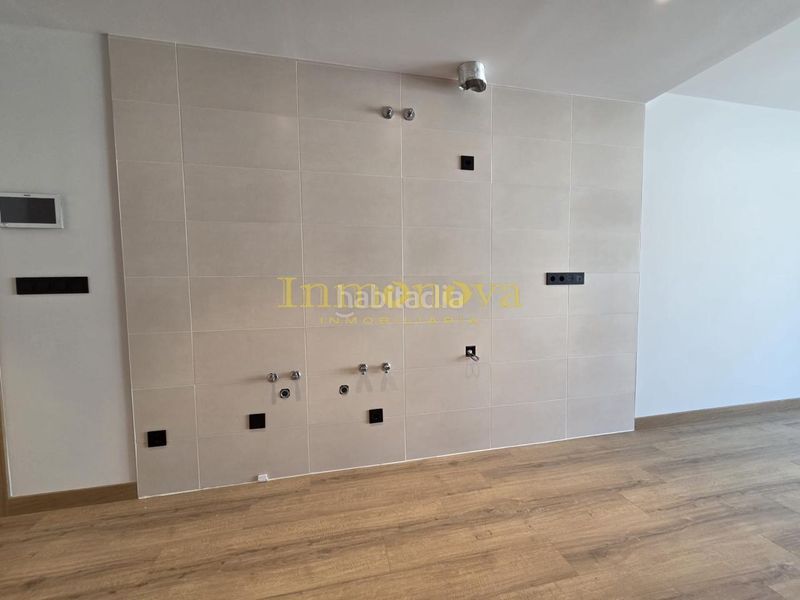Foto b2ff24df-d3e3-4103-ba9d-c0e8efda9bc1. Piso en Nigrán centro Nigrán