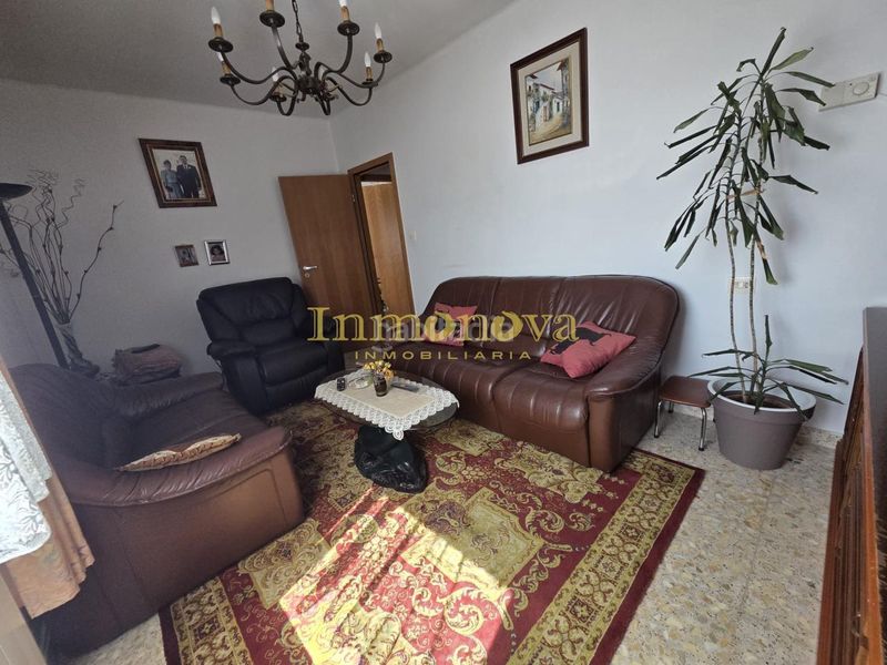 Foto e7f778cb-2bb0-4ba8-8bf4-985b721fc979. Casa amb calefacció aparcament a Cabral - Candeán Vigo