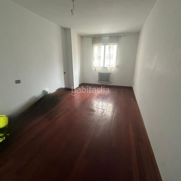 Foto 32f7cb39-1fad-435a-bcff-364c3979a29f. Piso  a la venta en Centro - Recinto Amurallado Lugo