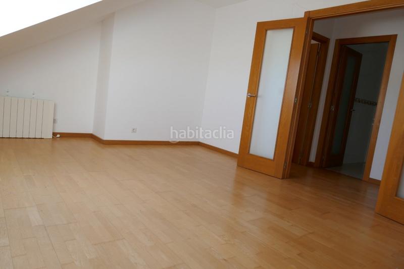 Foto 71dcbe86-f0ea-4ab5-953b-2aa3696a76e8. Àtic amb calefacció a Carnota