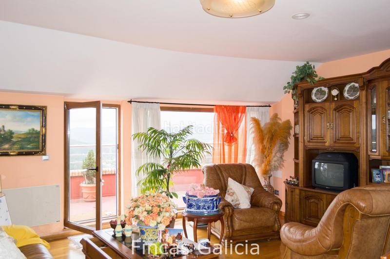 Foto 13c6d87c-dc36-4b5e-9aed-1e49b6a21f08. Àtic amb calefacció aparcament a Pastoriza Arteixo