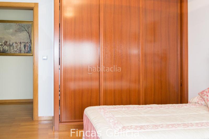 Foto 2665bf17-4693-4f1f-8af4-cebd656dce92. Àtic amb calefacció aparcament a Pastoriza Arteixo