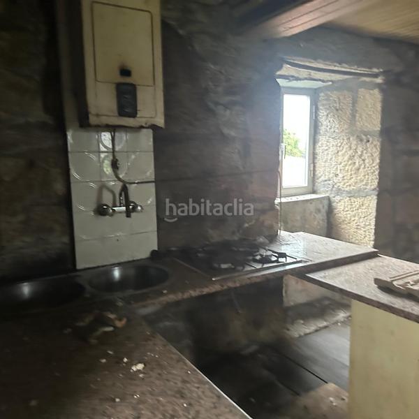 Foto f2876d17-c37d-46c4-86b5-b0d9ad94ea33. Casa a Covelo (O)