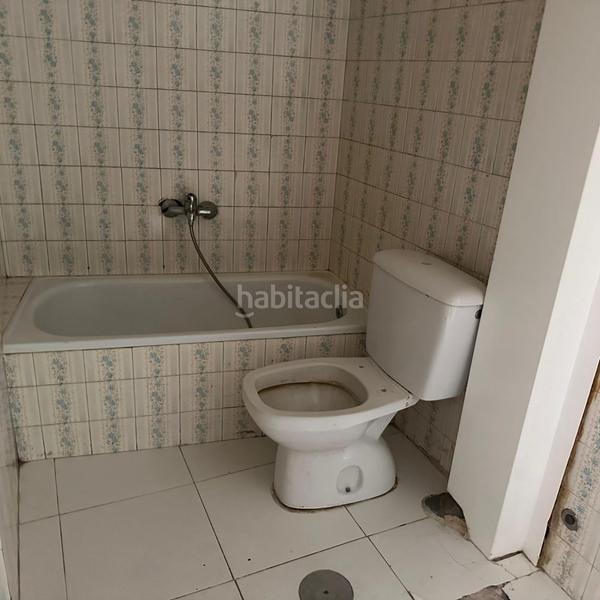 Foto ef0a8801-48d0-49a7-a41d-8d8541126413. Apartment with heating in Centro Ourense