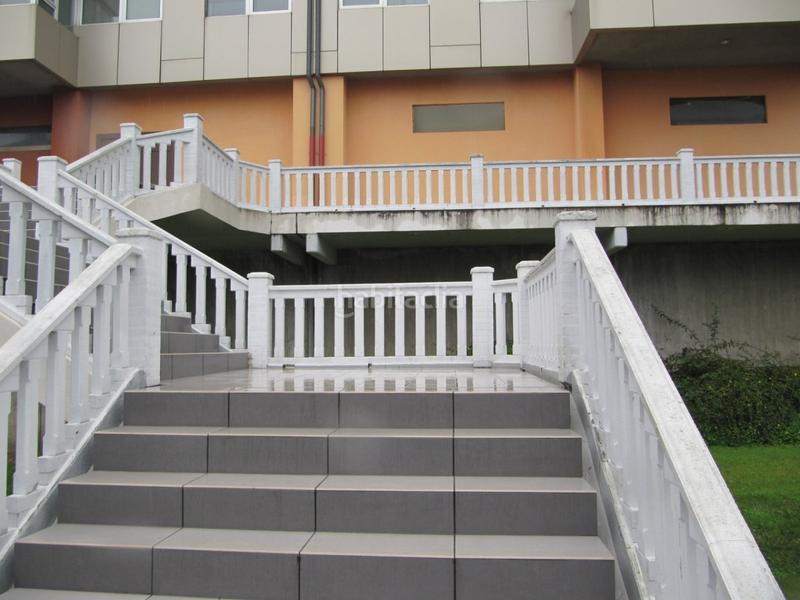 Foto 25b590b7-b292-45e5-ba49-c6f386036571. Local comercial bajo comercial !! en Caranza Ferrol