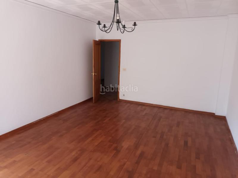 Foto 9b7ff4ac-f82d-4fc5-b553-eb90eb502f87. Piso amplia vivienda en verin en Verín