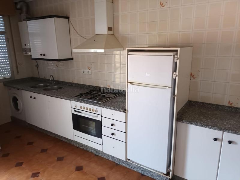 Foto f2c67324-3dc5-426d-8f96-9fb4eaa2e67c. Piso amplia vivienda en verin en Verín