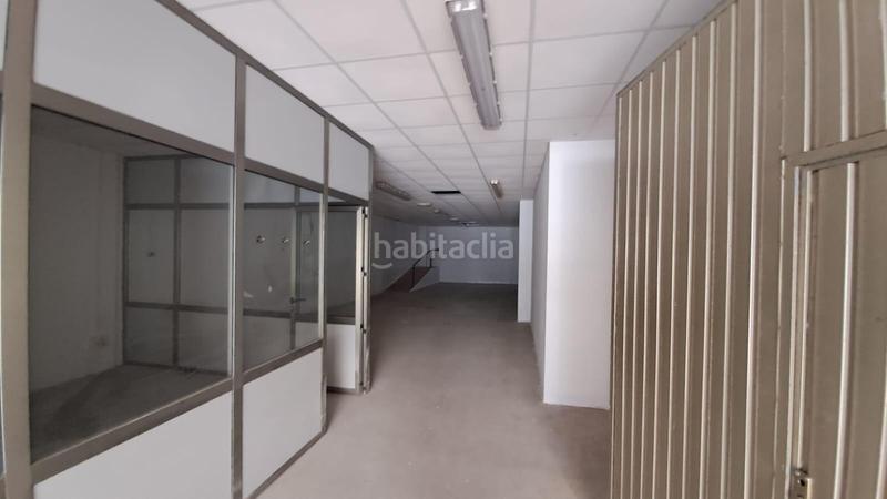Foto acfa9d66-b26e-4ce4-aa1a-12f67f2fc469. Local commercial dans Alto del Castaño Narón