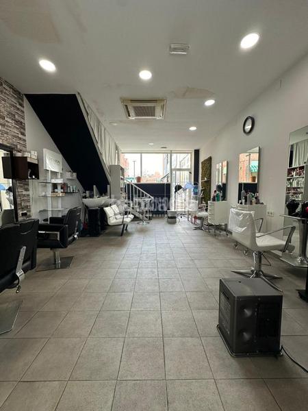 Foto 2625b535-1d7c-4d10-a9e0-ae250bf87660. Rent business premise with heating in Parquesol Valladolid