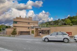 Pis  Calle luis gonzález lefort. Piso en venta en valladolid