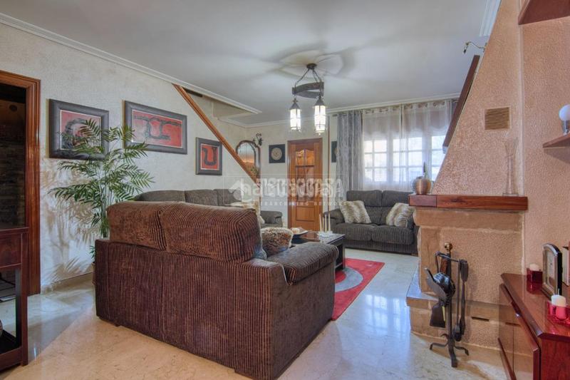 Foto 1824b6ed-a0d1-48fd-a6e5-1529018f838e. Casa bifamiliare con riscaldamento parcheggio in Parquesol Valladolid