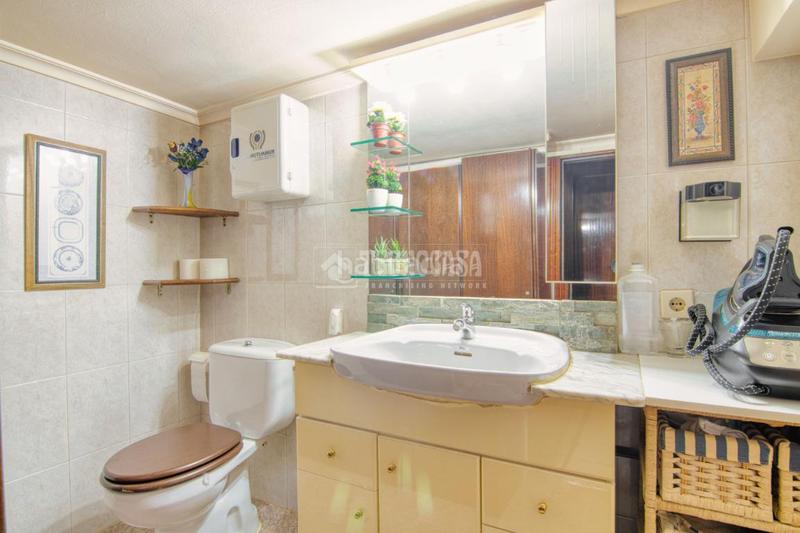 Foto 1a39839d-08e9-42da-b2c1-642cd7a3eed7. Casa bifamiliare con riscaldamento parcheggio in Parquesol Valladolid