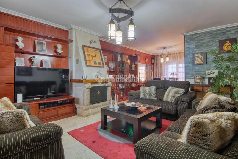 Foto a8fc66d5-9cb1-4fed-bd75-d5d9bfd30daf. Casa bifamiliare con riscaldamento parcheggio in Parquesol Valladolid