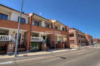 Casa aparellada  C. cam. de zaratn. Casa en venta en arroyo de la encomienda