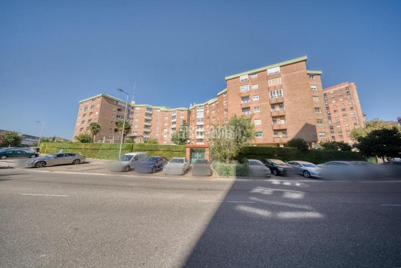 Foto 508c1ec8-f0a5-4643-8e09-d4c6b2e09f1b. Appartement avec chauffage parking dans Parquesol Valladolid
