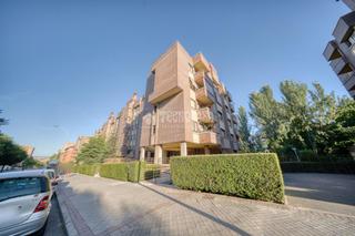 Pis  Calle de hernando de acuña. Piso en venta en valladolid