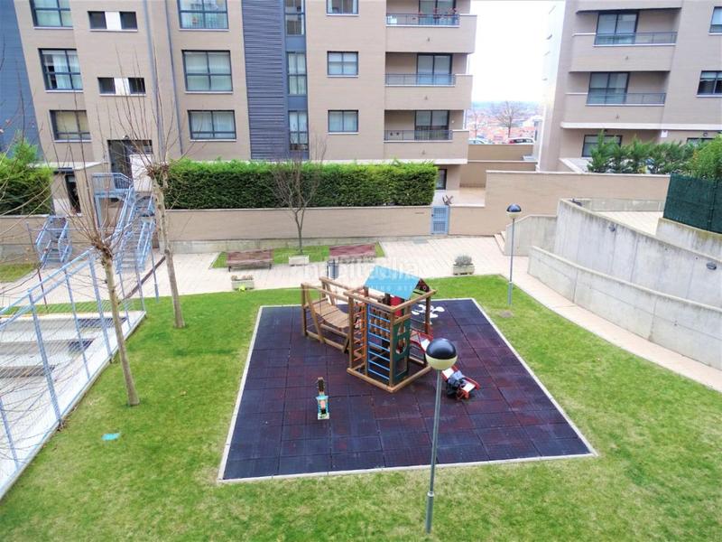 Foto 920f8f9f-6b34-4708-89ba-fb875327d1c0. Affitto appartamento con riscaldamento parcheggio piscina in Valladolid