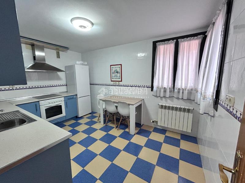Foto f2476110-4843-48b9-a169-70b9e1a3baa7. Affitto appartamento con riscaldamento parcheggio piscina in Valladolid