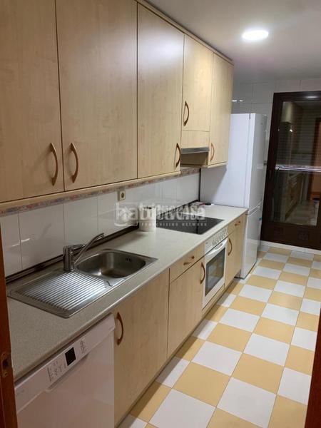 Foto 68216ba7-1ab4-4b1b-93ab-74e0187f0812. Location appartement avec piscine dans Parquesol Valladolid