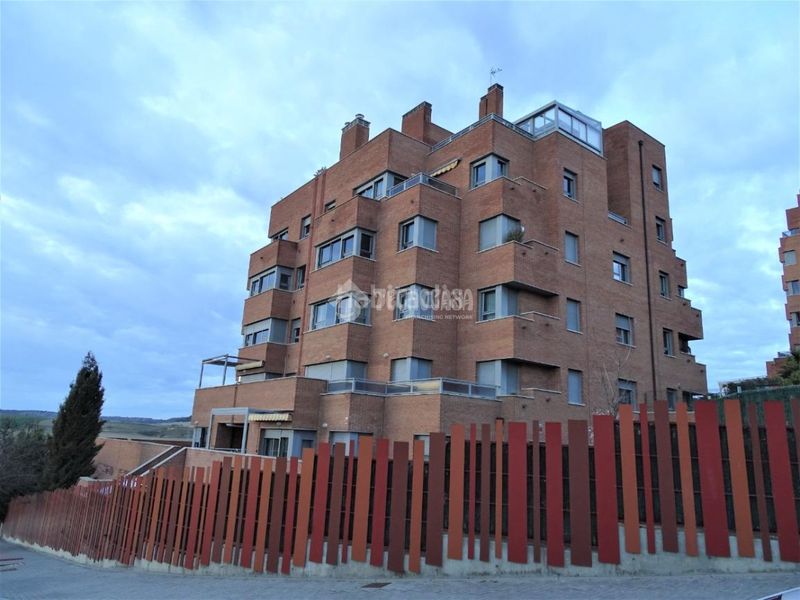 Foto b5970898-2920-4dde-81f2-3398708d045b. Aparcament cotxe a Parquesol Valladolid