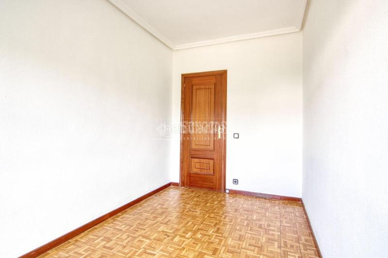 Foto e42664da-703b-4b6e-91a6-bdd5cfec8d06. Piso  en venta en Cuatro de Marzo Valladolid