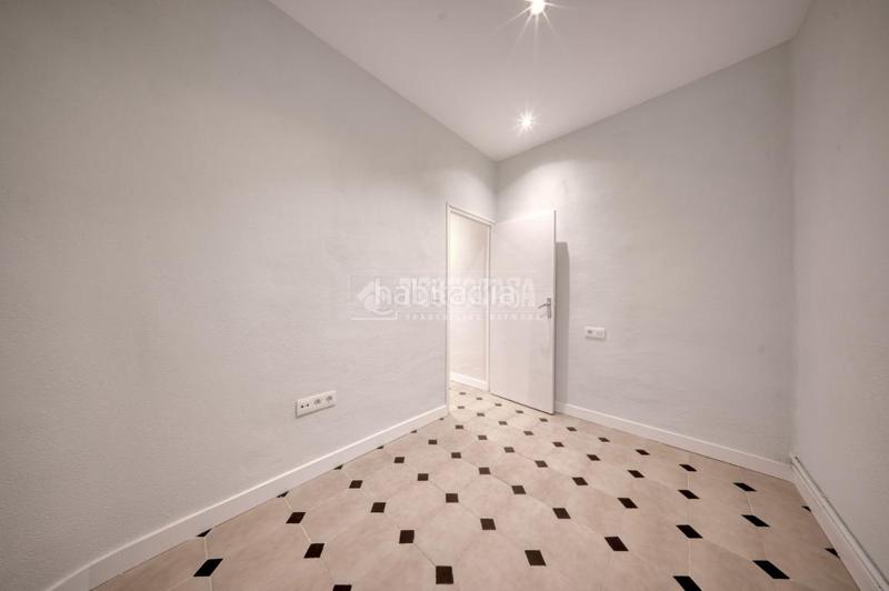 Foto 63445fb8-a902-42a2-8f5d-844065722885. Piso  en venta en Plaza de Toros Valladolid