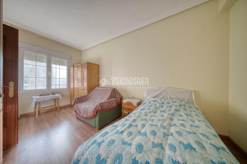 Foto f35cf573-c388-4a04-9fa5-99fd5b857f7c. Piso  en venta en Circular Valladolid