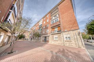 Appartement à Cuatro de Marzo. Piso en venta en valladolid