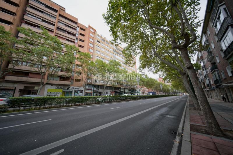 Foto 25d604ea-b41a-4914-ab66-05932d6f0b4a. Piso  en venta en La Farola Valladolid