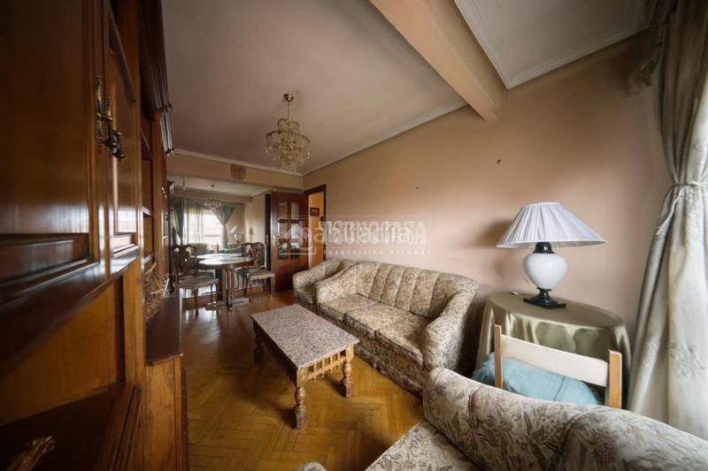 Foto dc300f5a-1b0a-428d-97e1-1d472cf03b8a. Piso  en venta en La Farola Valladolid