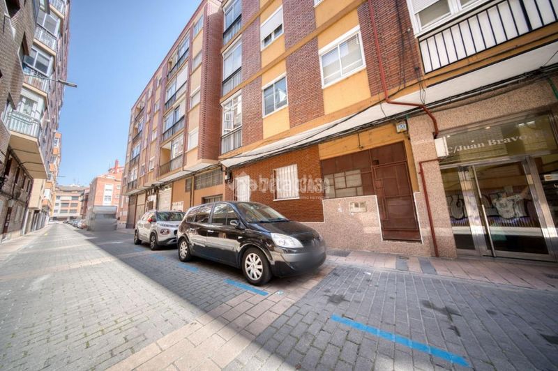 Foto b9c836c2-1571-4cc5-bc4a-be502b057989. Pis amb calefacció a Circular Valladolid