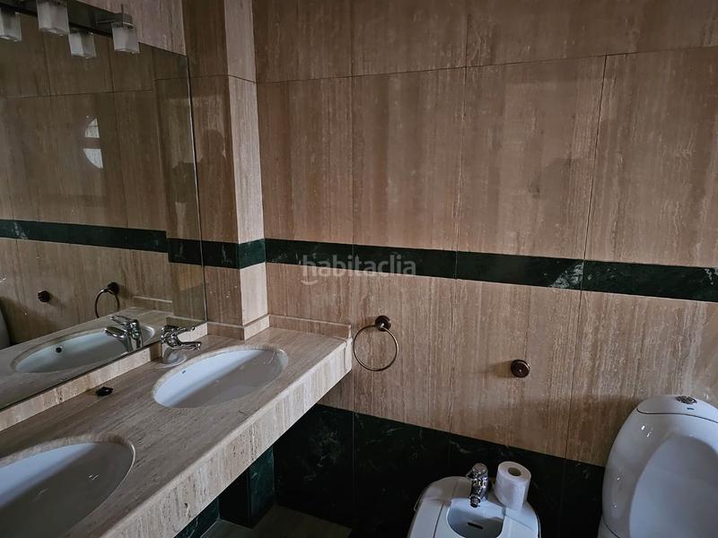 Foto 59438728-66ad-435d-baac-a46b6be7b67a. Maison jumelée avec parking dans Villafría - La Ventilla - Castañares Burgos