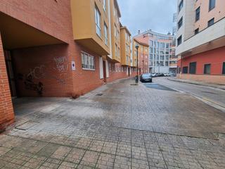 Parking coche  Calle roa