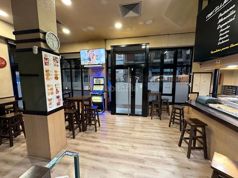 Foto 9cf0dc18-e551-4a18-9652-2f4b20336e4f. Local comercial a Los Vadillos - R. Sanitaria - Pozanos Burgos