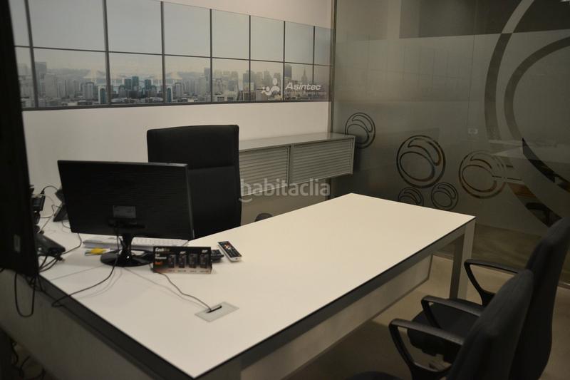 Foto b5d2bd17-acce-4f30-89b6-817bee0f0d77. Business premise with heating in San Pedro de la Fuente Burgos