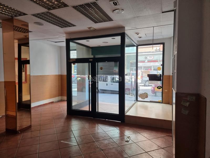 Foto 82b4fa2f-ea12-49e0-a031-8dc761323920. Local comercial a Los Vadillos - R. Sanitaria - Pozanos Burgos