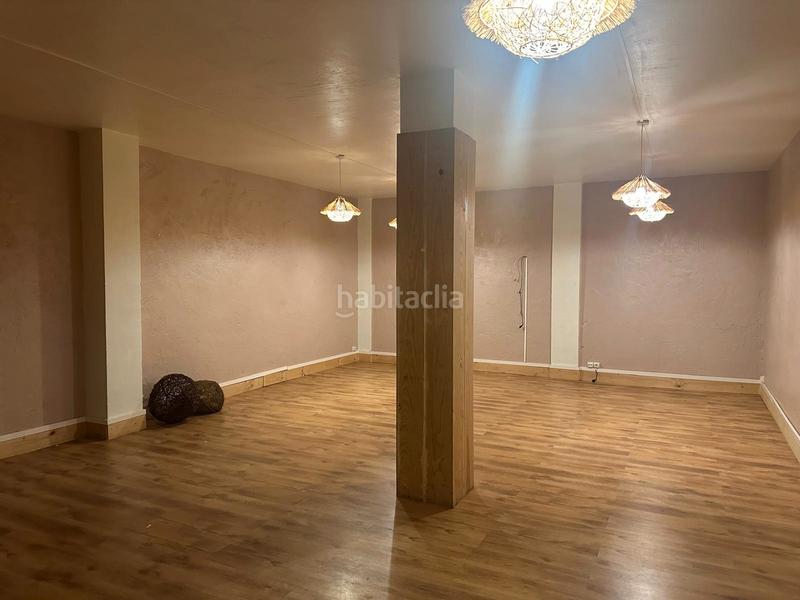 Foto 20152d57-1285-4927-bb84-93f4fba42b1e. Local comercial a Reyes Católicos Burgos