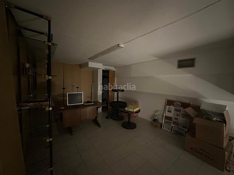 Foto a0a63809-df49-441e-902a-bc7e0373b25e. Local comercial a Reyes Católicos Burgos