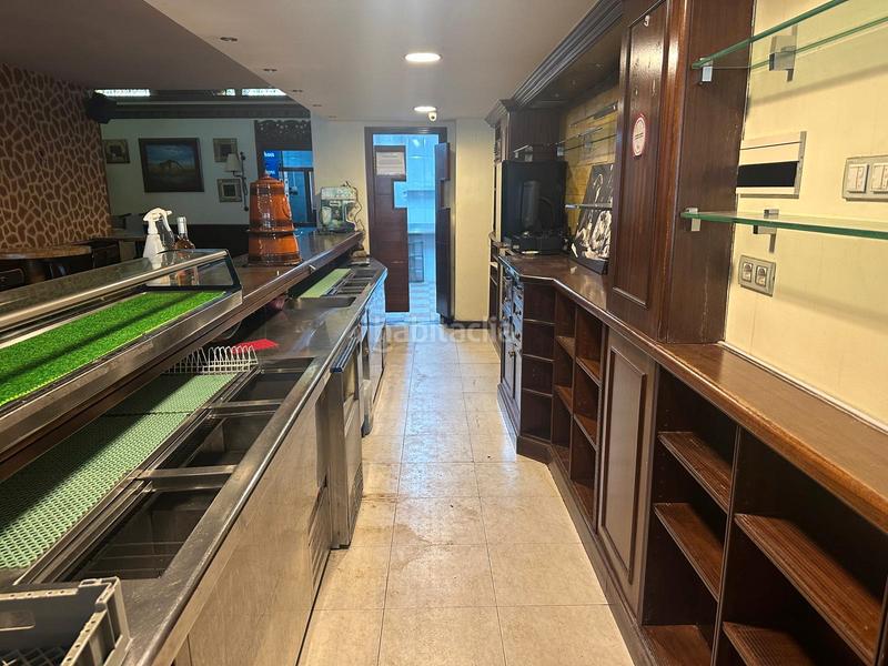 Foto 20e8c284-b345-4a9d-8264-5486c7dc8f6f. Local commercial dans Reyes Católicos Burgos