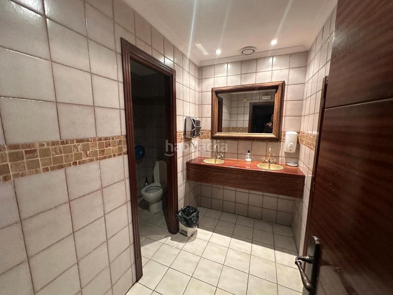 Foto bbba2a10-e27c-4b7f-9b19-ccad7e6e07ad. Locale commerciale in Reyes Católicos Burgos