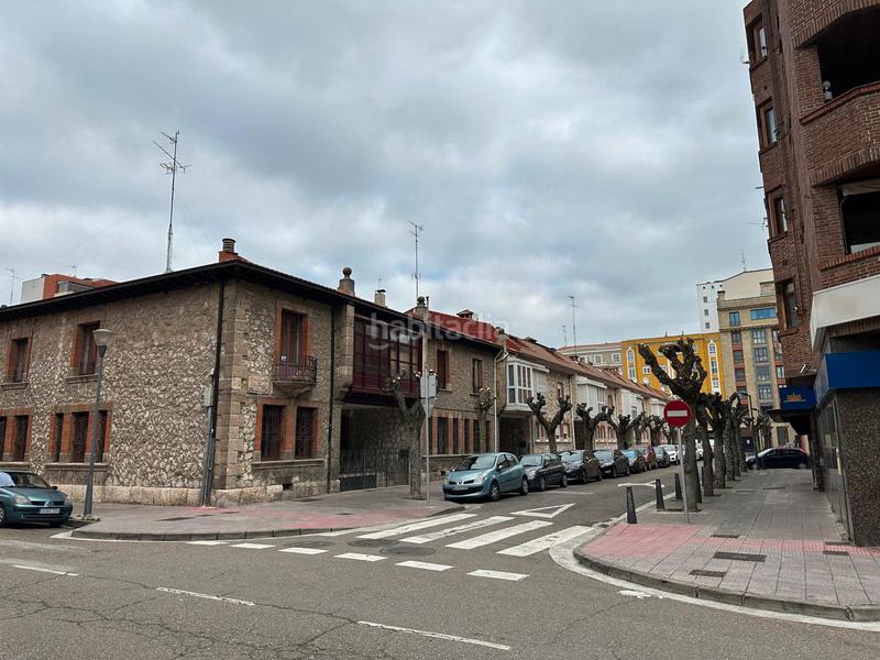 Foto 0eae4da0-eaab-4344-a8ab-f175dfd5b9b9. Casa adossada amb aparcament a Los Vadillos - R. Sanitaria - Pozanos Burgos
