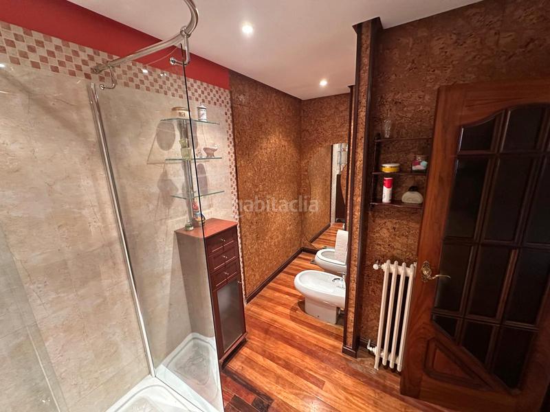 Foto acca69fc-4383-4d2e-affe-676ab91ab532. Casa adossada amb aparcament a Los Vadillos - R. Sanitaria - Pozanos Burgos