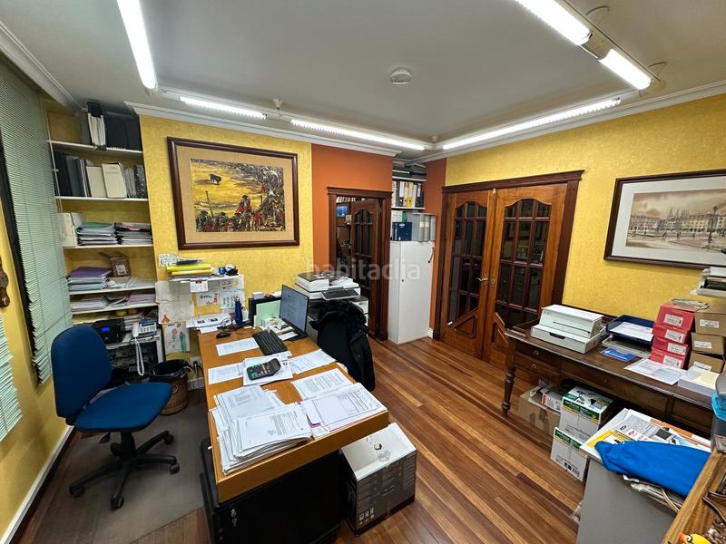 Foto ce4f17b4-8175-4016-ad8e-7e2a16bdf37f. Casa adossada amb aparcament a Los Vadillos - R. Sanitaria - Pozanos Burgos